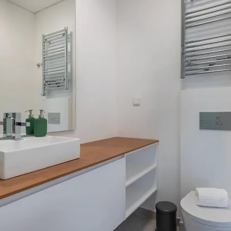 The Urban Oasis By Innkeeper *